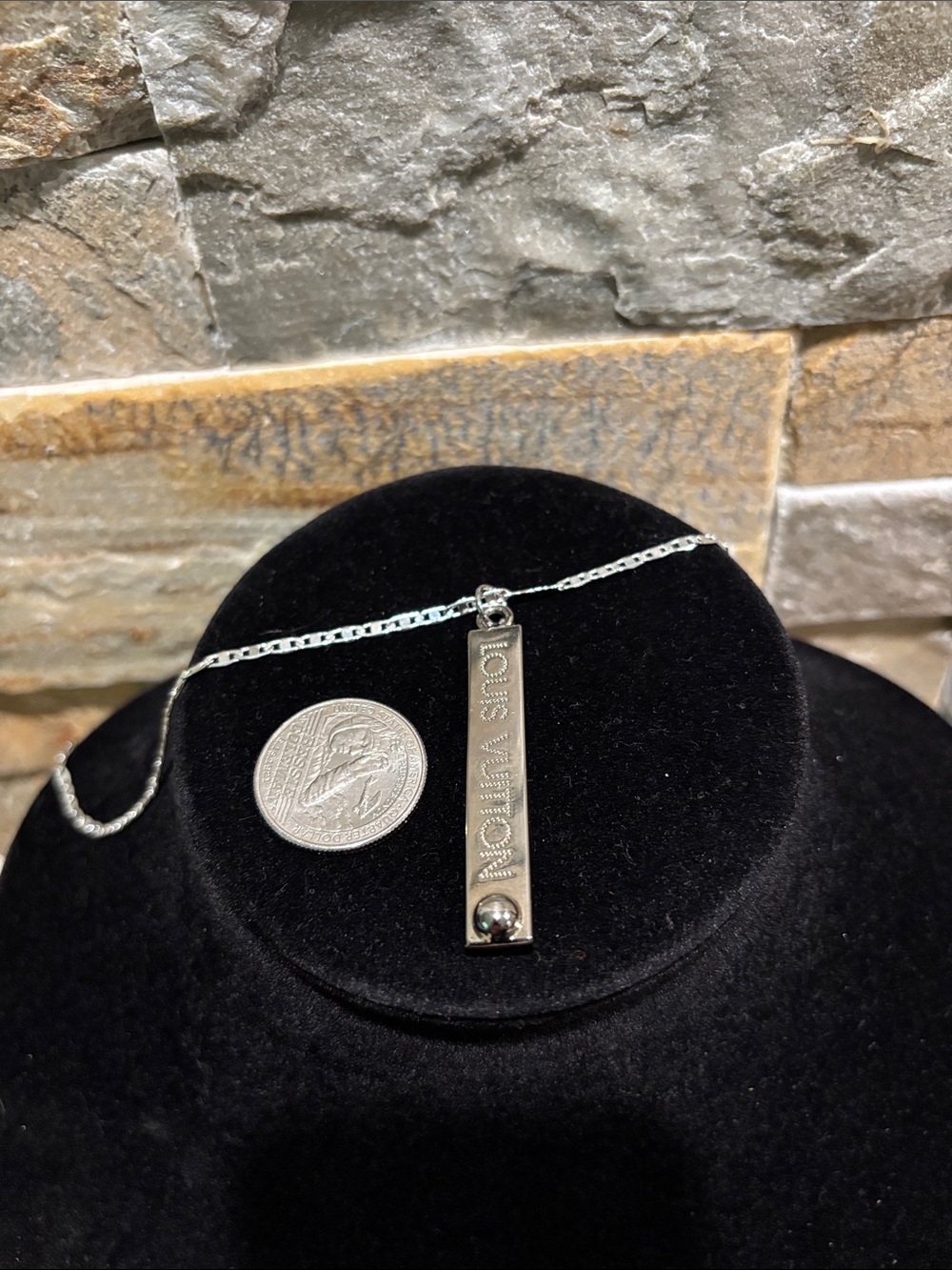 LV Silver Vertical Logo Bar Necklace - Picture 4 of 5
